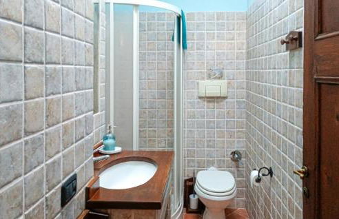 Awesome Apartment In Monticiano - Foto 24