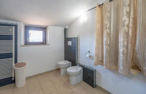 Villa San Lorenzo - Hilltop Villa With Private Pool, Jacuzzi & AirCO - Photo 56