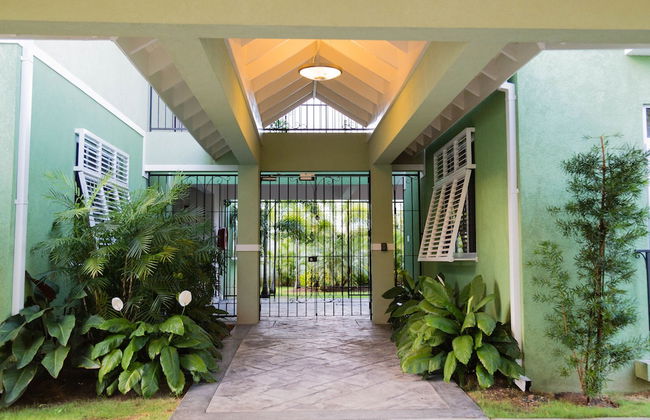 New Kingston Central Guest Apartment - Photo 35