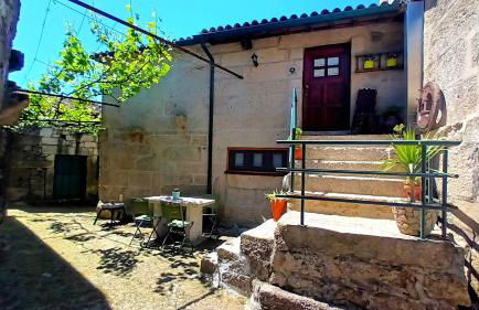 Charming house in Lindoso with terrace and parking included - Foto 3