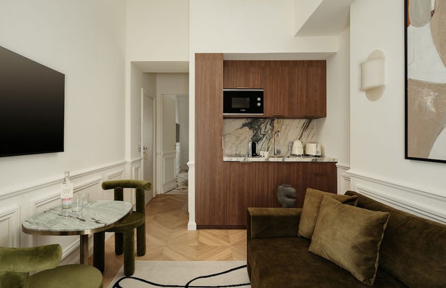 Leon Hotel-sacre Coeur View-suite-62 - Photo 4