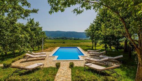 Beautiful cottage with heated pool for 22 ppl - Foto 4