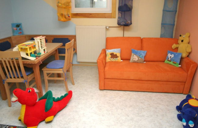 Holiday Home in Rennweg Near Ski Slopes - Photo 19