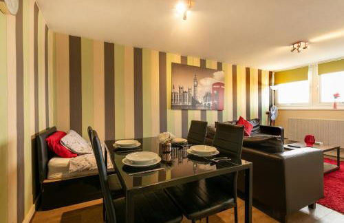 City Centre - Next to Hilton Hotel - Victoria Centre 2 Bedrooms Apartments - Close to Theatre Royal - in Victoria Centre Shopping Centre - 24 Hours Access - Parking Cars or Vans from Five Pounds a Day - Onsite Parking from Ten Pounds a Day - Foto 3