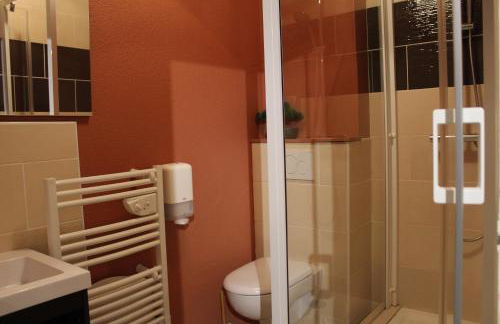 Oyonnax Bellignat Appart Hotel - Foto 14