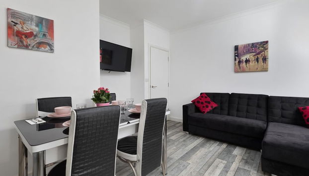 1 Bed Flat - Sleeps 2 - Wifi - Foto 5, Zona de estar