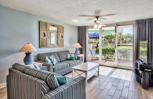 Pelican Beach Resort-Walkout Unit-On the Beach - Foto 29