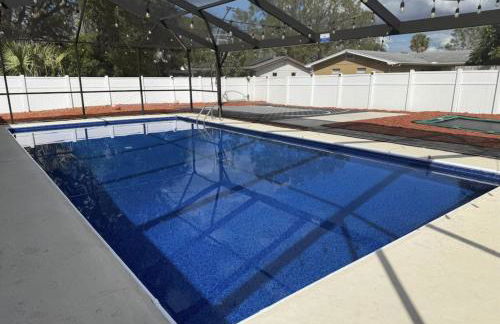 5 BR home with pool and outdoor fun - Foto 20