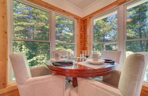 Helen Retreat with Hot Tub, 2 Mi to Downtown! - Foto 2