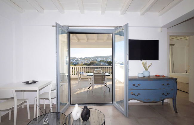 Mykonos Dot Apartments - Photo 76