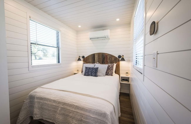 The Meadows Container Home in Country Setting - Foto 12