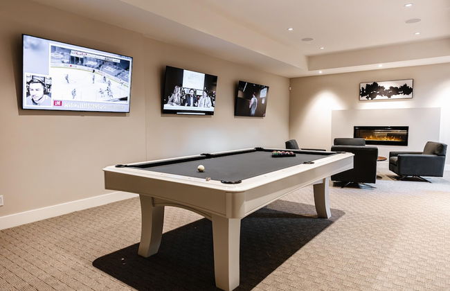 Lakeview Luxury Home in Vineyard w Infinity Pool hot tub - Photo 34