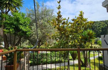 The Pine Trees - Foto 15