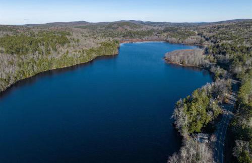 Lake Front-Maine Themed-Soaking Tub-Fire Pit-Kayak - Foto 64