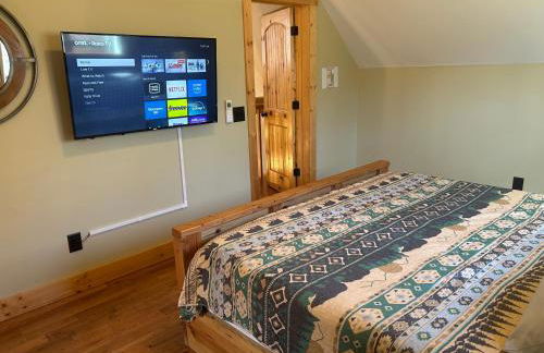 New Listing! Wine Country Retreat - 2 Bed, Hot Tub - Foto 20