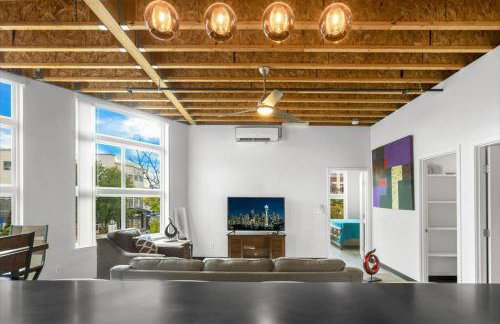 Brand New Condo in Downtown Bremerton - Foto 45