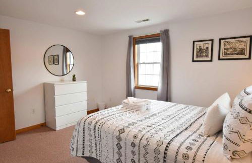 12215 - Beautiful Views of Cape Cod Bay Access to Private Beach Easy Access to P-Town - Foto 11