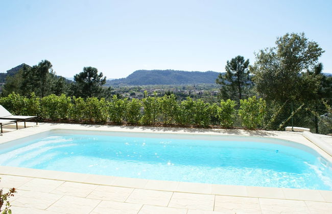 Beautiful Villa in Vidauban With Seasonal Pool - Foto 1