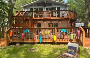 Majestic Lake Front Chalet - Foto 4