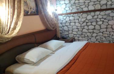 Xenonas Platia - Photo 46