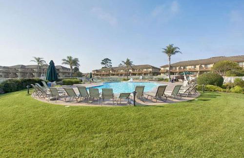 South Bluff Beauty Ocean Views Galore 2 Bedroom - Photo 16