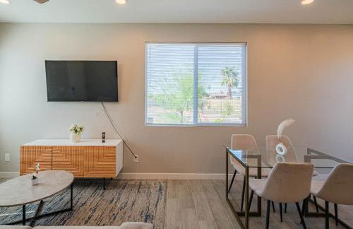 Serene 2BR Home with Premium Beds - Foto 30