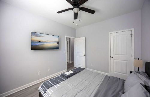 2 Min to Downtown - 9 to Elon - Fast Wi-Fi - Foto 34