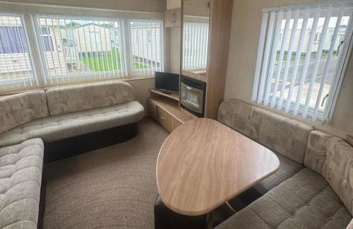 3 Bed Caravan - Sleeps 8 - Pets - Parking - Foto 1