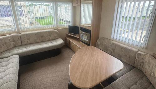 3 Bed Caravan - Sleeps 8 - Pets - Parking - Foto 1