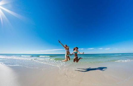 Azure! Sleeps 22 - Golf Cart - Beach Access - Pool - Foto 20