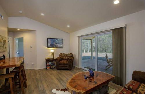 Cozy Cub Cabin, brand new home near Yosemite - Foto 41