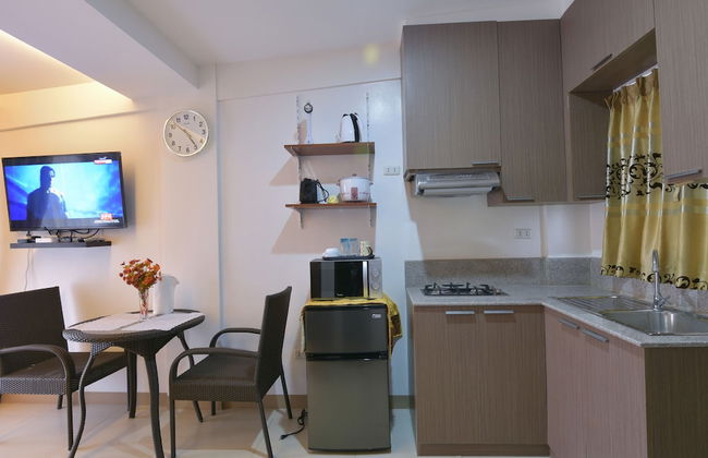 Anahaw Apartments Whitebeach - Photo 18