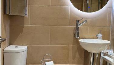 Spacious Duplex Apartment in Greater Manchester - Fast Wifi - Kingsize Bed - Foto 5