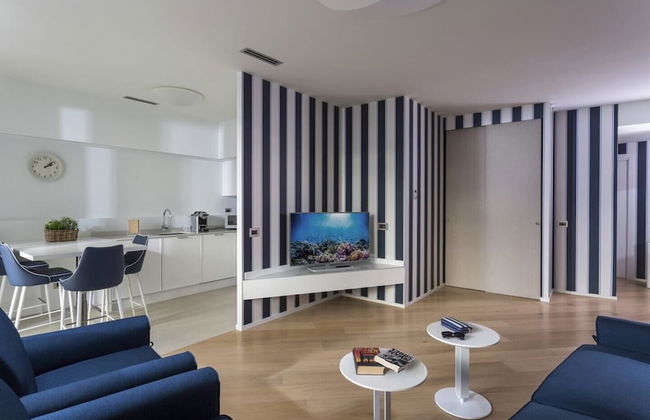 Embassy Aparthotel - Foto 17