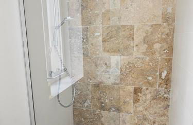 Genas Azieu - Le Chalet, La Bastide, Le Loft, Le Mas et la Paillote - Foto 47