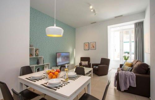 SingularStays Mar44 - Photo 2