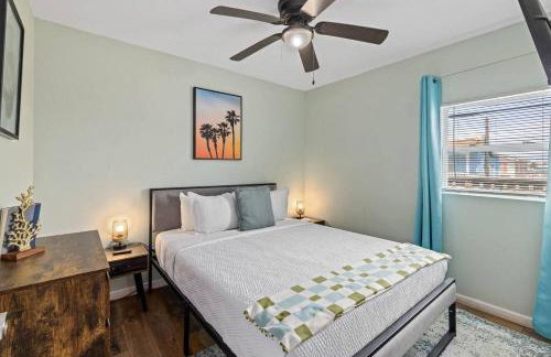 Cozy Home Nr Beach Pier Games WiFi Yard BBQ - Foto 19