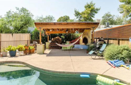 Central House with Pool & Hot Tub - Foto 6