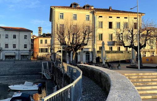 Attico vista Lago in Centro - Photo 16