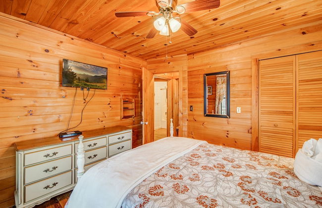 Blueridge Retreat Private 4 BDR Cabin Sleeps 10! - Foto 2