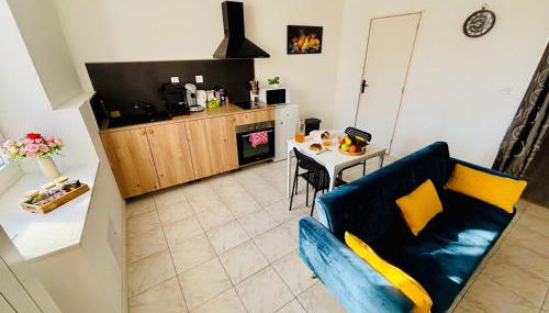 Le Maréchal Chic - Centre ville - Rive de Gier - Foto 5