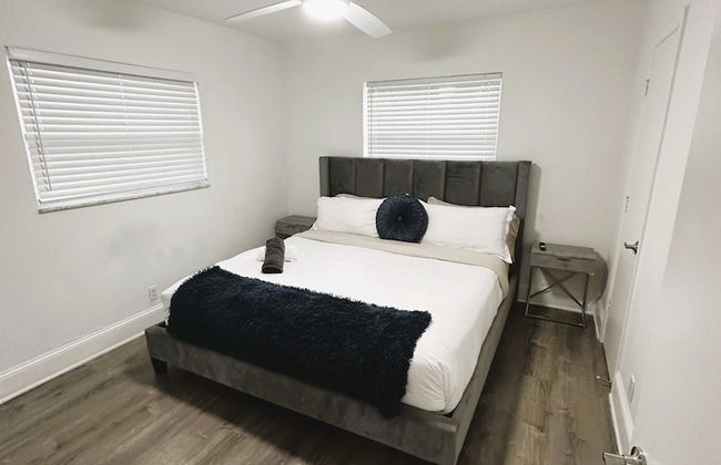 BnB Hyperion Brand New 2b2b Retreat w Patio - Foto 23