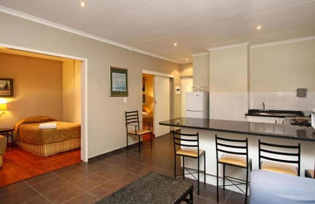 Vetho 2 Apartments OR Tambo Airport - Photo 7