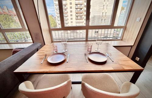 Lost inn Lyon Part dieu -Entre centre ville et gare part dieu -Netflix - Foto 17