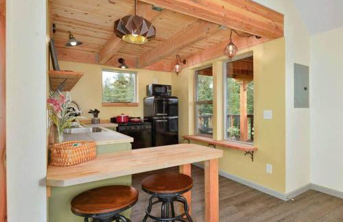 Iris-Fireweed Meadow Vacation Rental - Foto 12