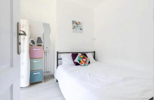 Beautiful & spacious 2 bed Apt near Nice Center - Photo 13