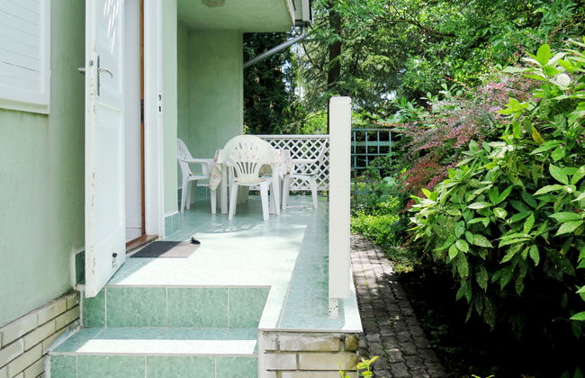 4 bedroom House in Siófok with garden and terrace - Photo 25