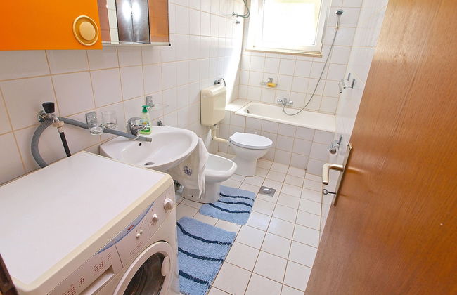 Apartment 761 - Photo 22