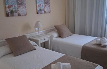 Apartamentos Cala Llonga - Foto 24