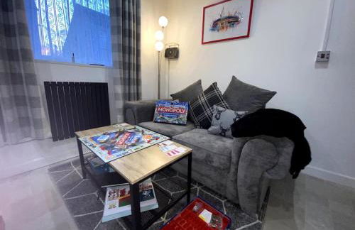 Cardiff Coach House with Hot Tub & Log Fire - Foto 20